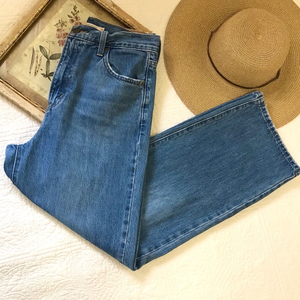 Levi’s High Waisted Straight Distressed Jeans